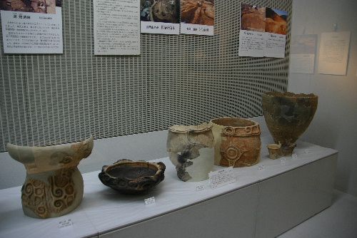 見事な発掘の品 「わがまちの埋蔵文化財展」