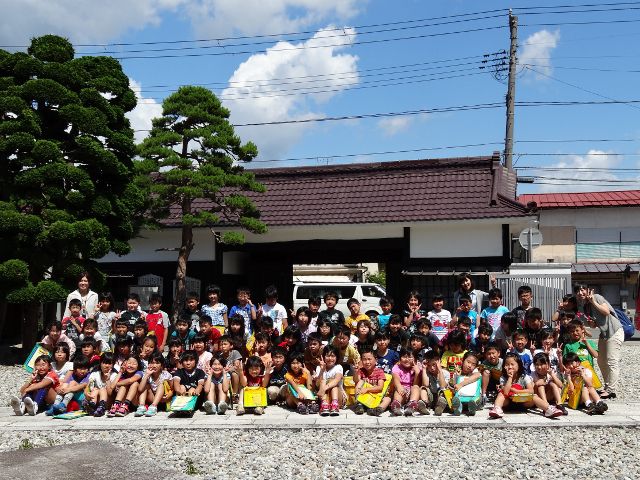元気な子ども達が来館