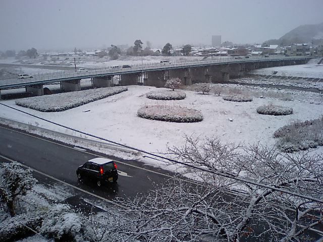 いきなりの雪景色