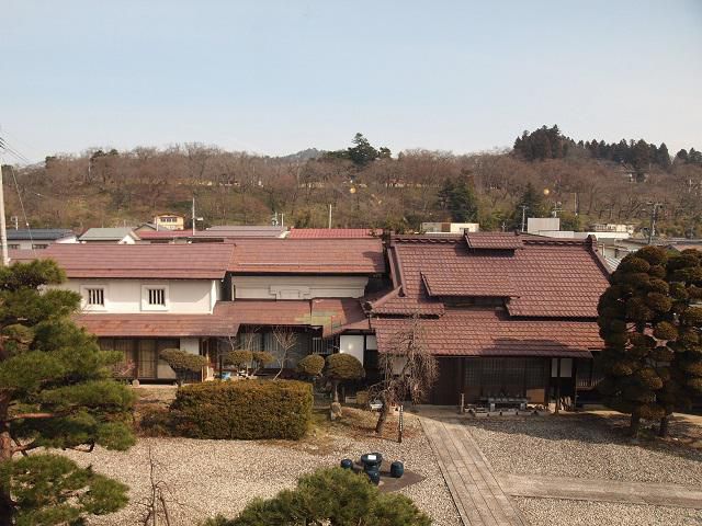 ３月２５日朝９時、烏帽子山の桜の様子です