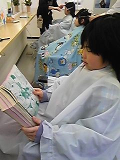 ★石屋のおっか★吹雪いてます。