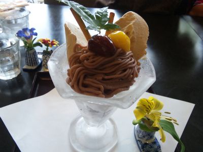 ★石屋のおっか★くりぱふぇ