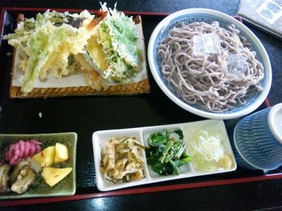 ★石屋のおっか★縄文そば