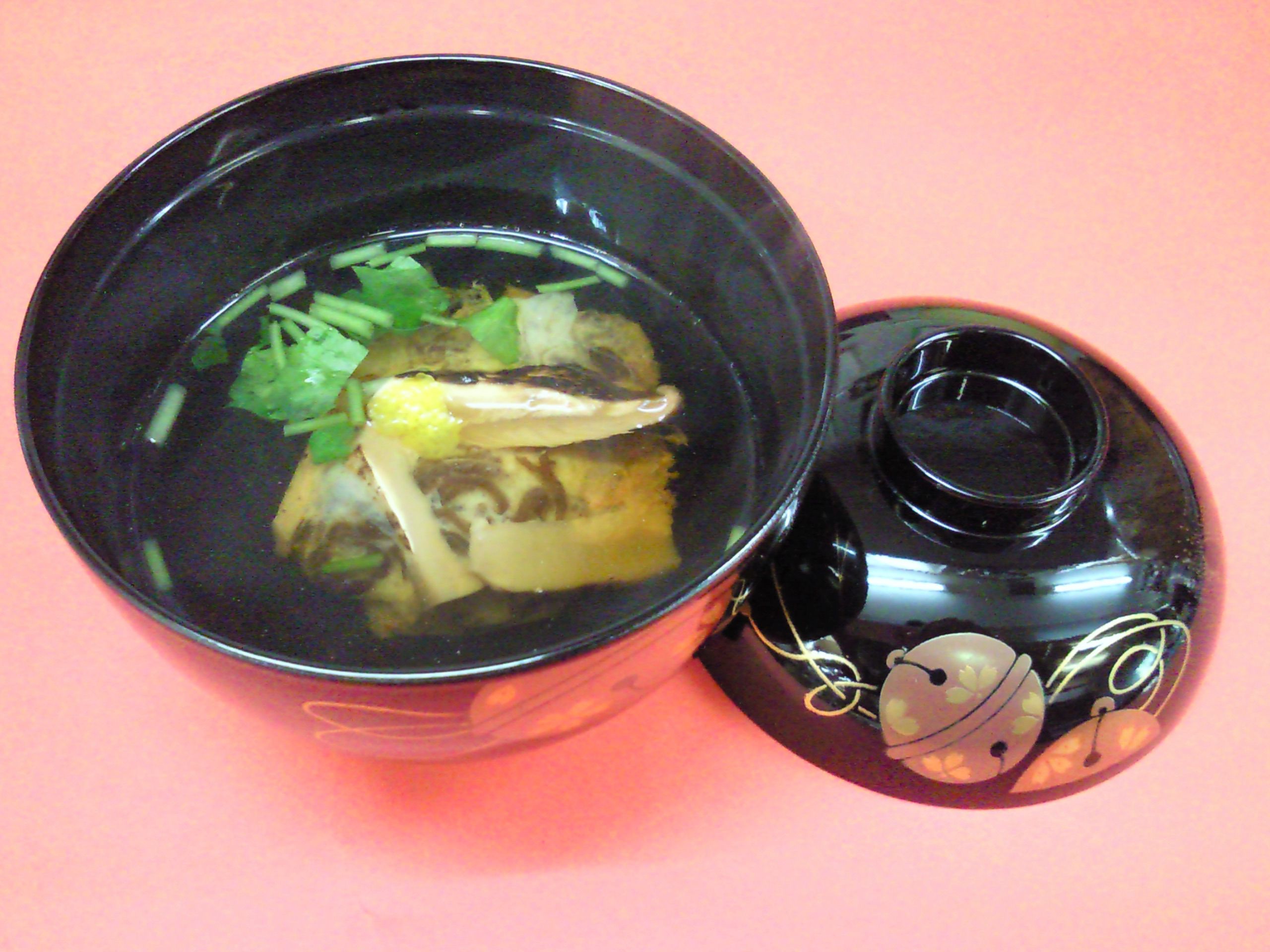 ★味よし「おダシが決め手の椀物です!!」