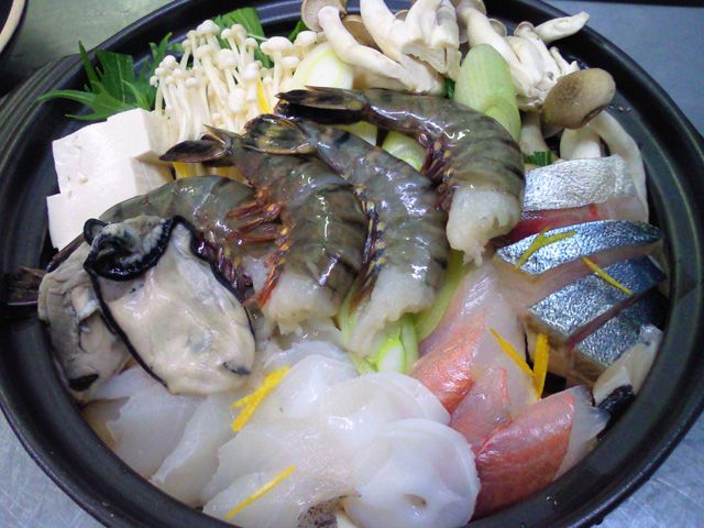 ★味よし「やっぱり、味よし（海鮮）鍋でしょう！！」