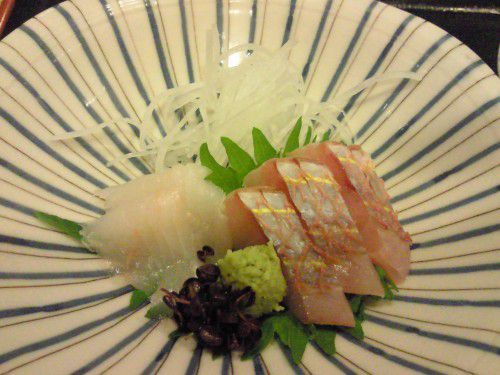 ★味よし「糸より鯛（たい）のお造りです！！」