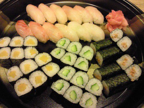 ★味よし「握り寿司、お持ち帰りもOKですよ！！」