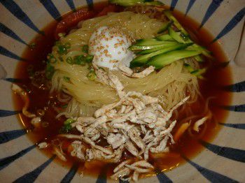 ★味よし「じぇじぇじぇ？？？（笑）冷麺の大盛りです！！」