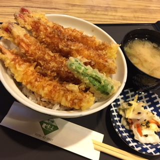 ★味よし「海老天丼です！！」