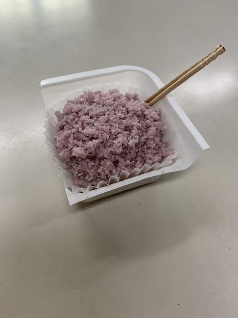 雨の季節の菓子