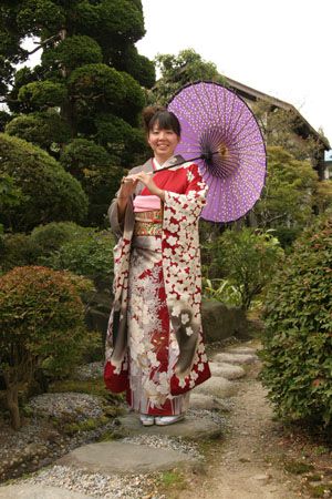 【盛秋のいちまた庭にて】お客様振袖モデル公開です♪
