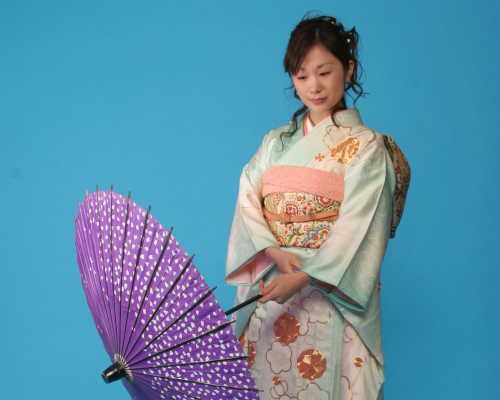 『アンティーク振袖を纏う』・・・女神。