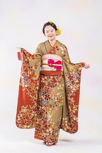 大正ロマン振袖と一又コディネートの巧みなお客様モデル