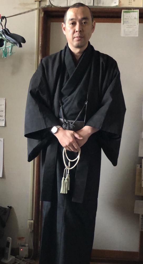 告別式で着物