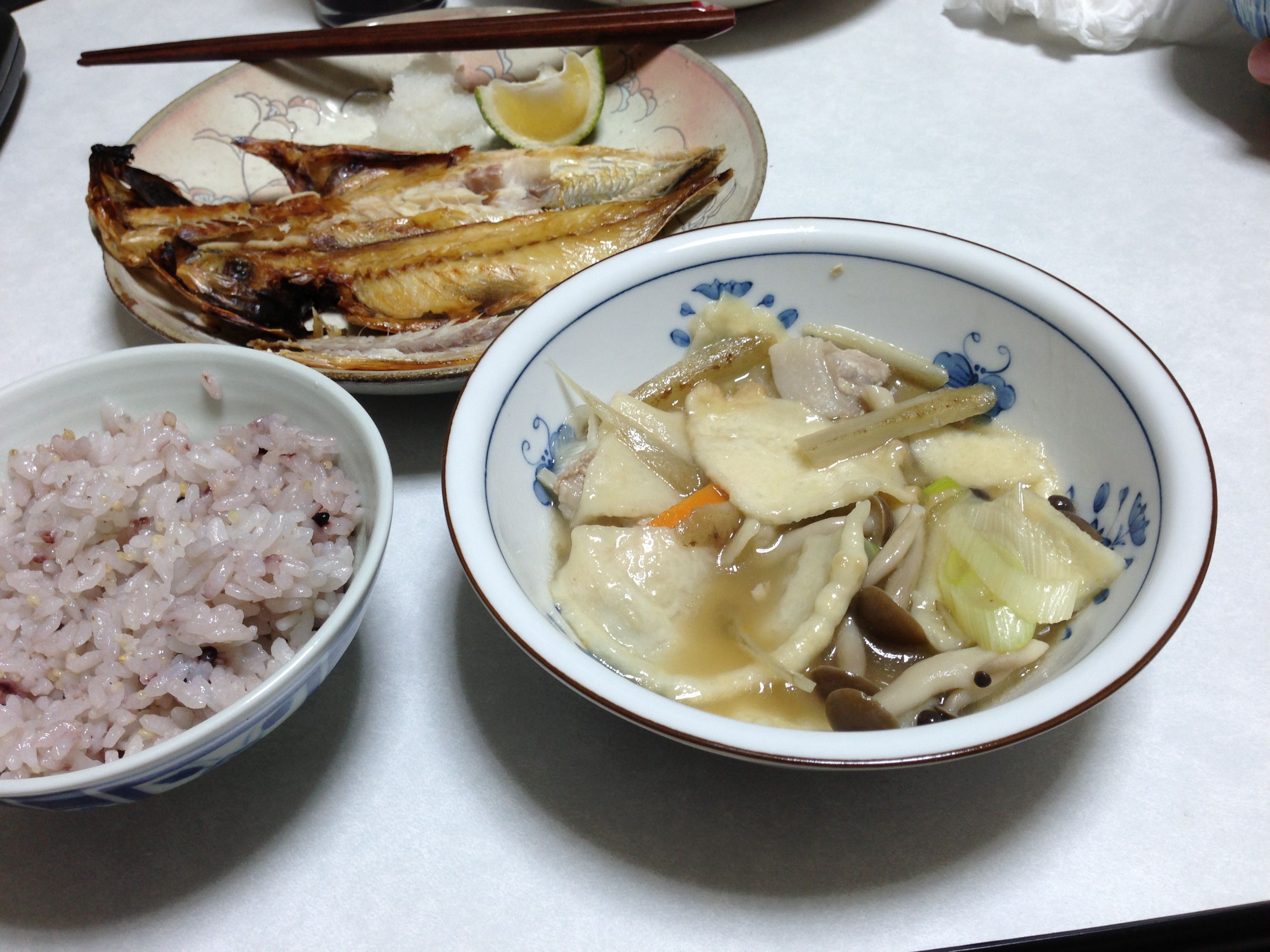 夕食で