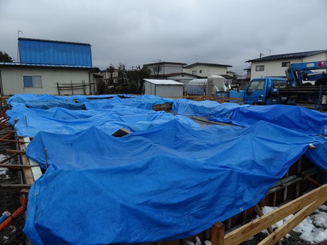 養生はしっかりと。【小さな中庭テラス】　