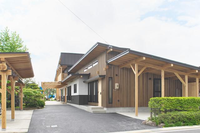 木組み二世帯の家