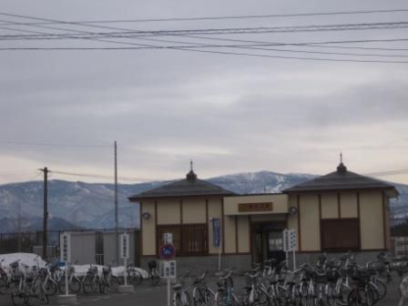 南米沢駅の夕景