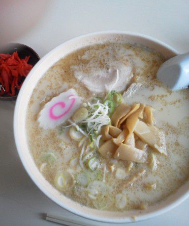 一麺亭　とんこつラーメン