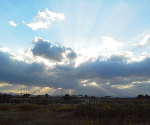 空と地と雲と光と・・・