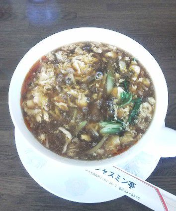 ジャスミン亭で酸辣湯麺