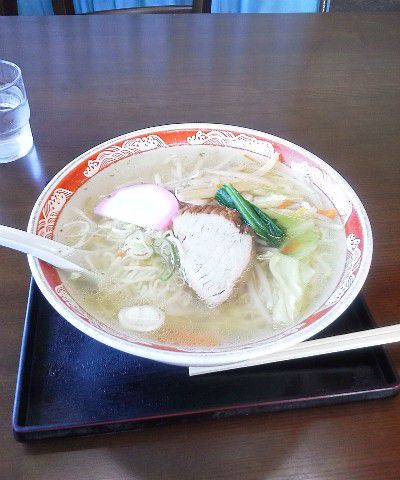 「鈴よし」でタンメン