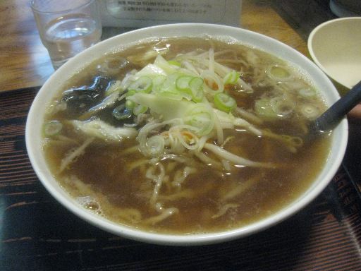 お堀端さっぽろ　野菜入しょうゆらーめん