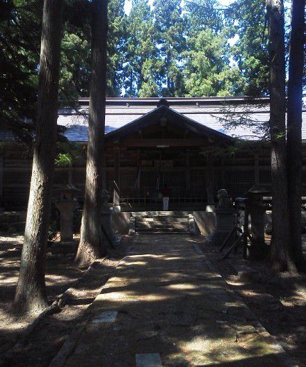 お八幡さま