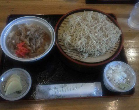 繁盛軒でランチ