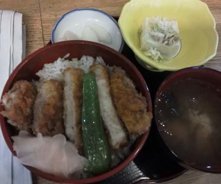 うまたれ かつ丼