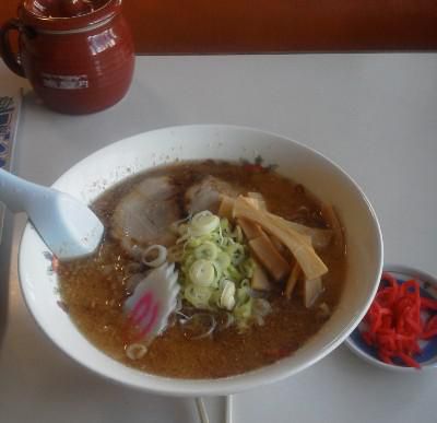 しょうゆとんこつラーメン