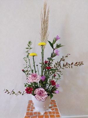 《バラ庭》趣婦の日々～・・アレンジメント教室(^^♪