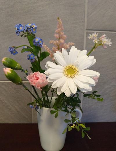 《バラ庭》つれづれ～・・娘よりお花届きました。。。(^^♪