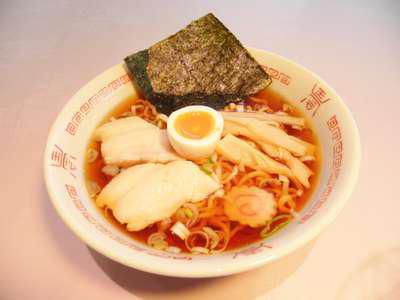 醤油ラーメン〈ホテルベネックス米沢 レストラン楓〉
