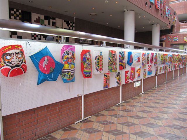 酒田市立図書館１