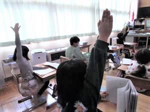 2/17（金）＃６４２　「元気よく、はいっ」授業参観、学年部総会
