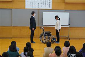 2/22（水）＃６４５　福祉施設への車椅子贈呈式