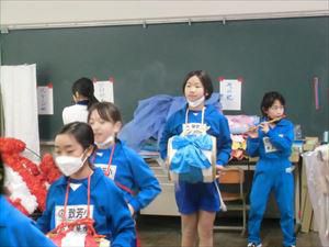 1/12（金）＃８００　「引継ぎ」に向けて準備を進めています。学校だよりアップしました