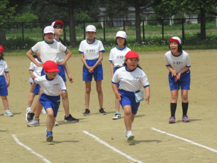 晴天の下でスポーツテスト！