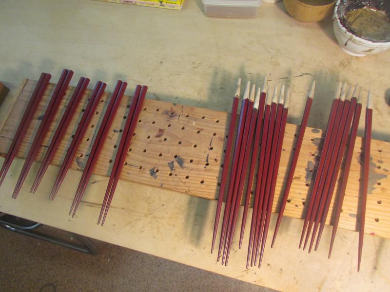今日は箸のカット作業