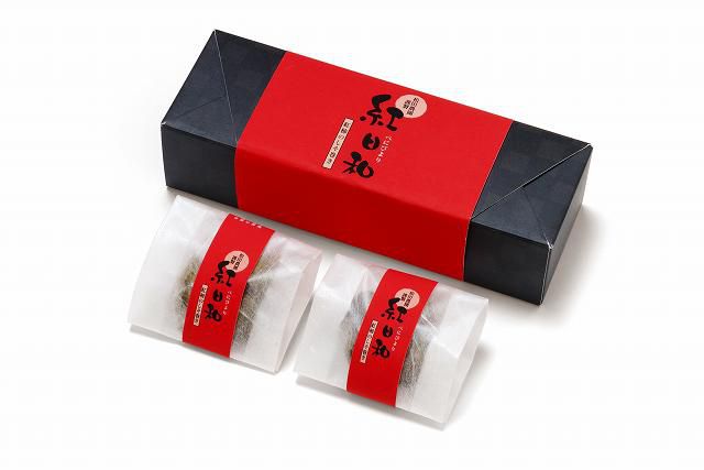 【Ｈ28特別賞（おいしい山形賞：果実）】紅柿の干しかきのしそ巻き　紅日和｜菓工房MATuDA（上山市）