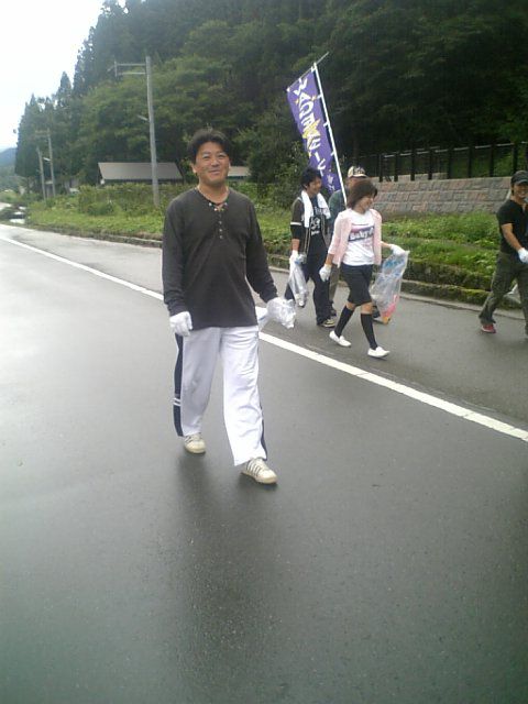 ともやす