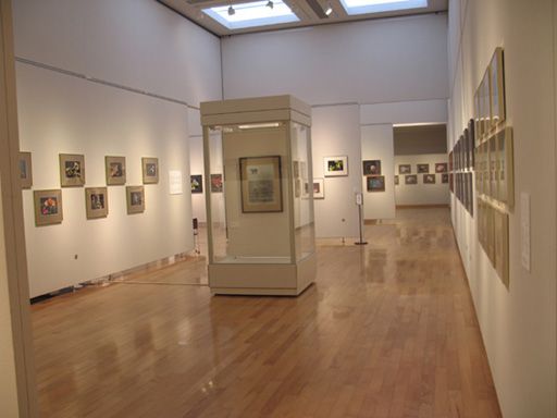 企画展「秋山庄太郎展　－花舞台－」好評開催中