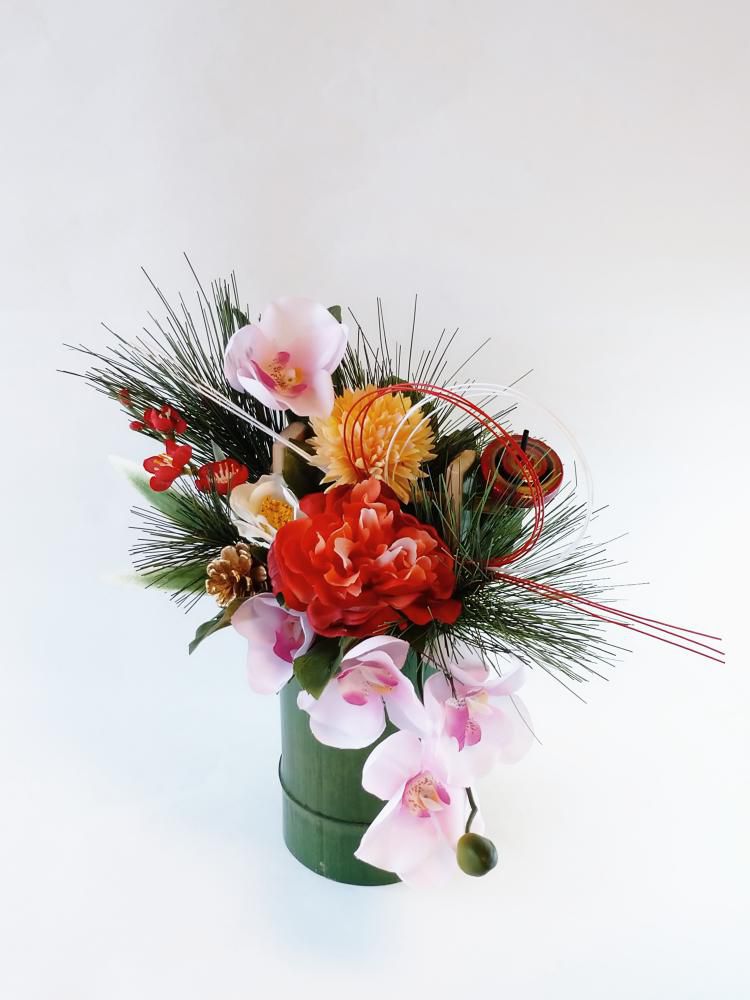 お正月アレンジ｜えがお花-アーテイフィッシャルフラワー