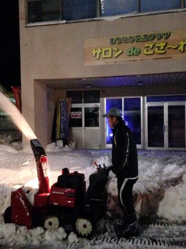 夜割りって知ってる？除雪は夜も頑張る！