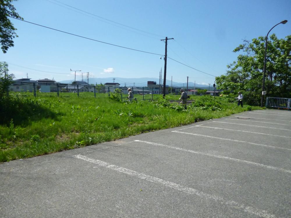 北翠会のみなさんによる草刈りボランティア