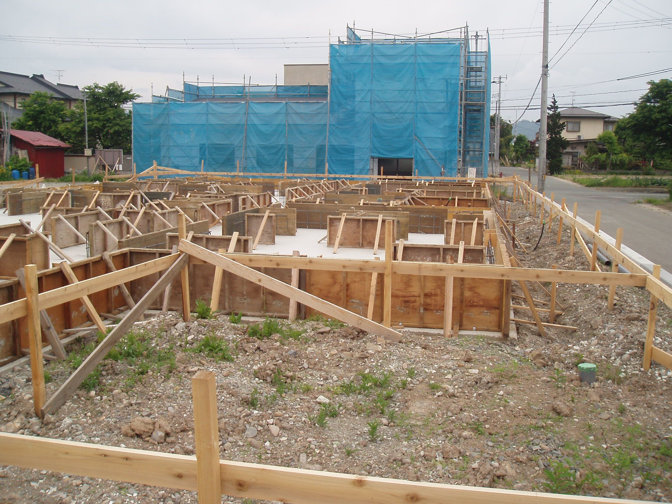 中山町　T邸　足元が大事です。