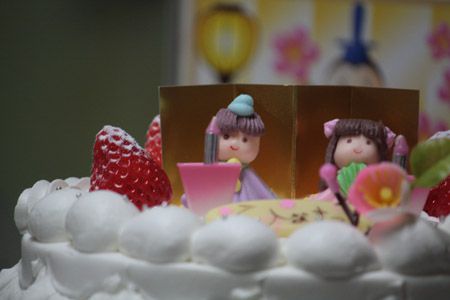 福田屋の雛ケーキ