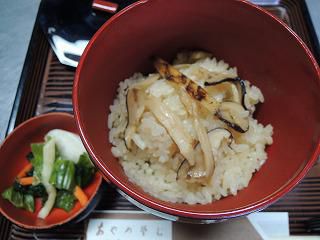 松茸そばとつや姫の松茸ご飯