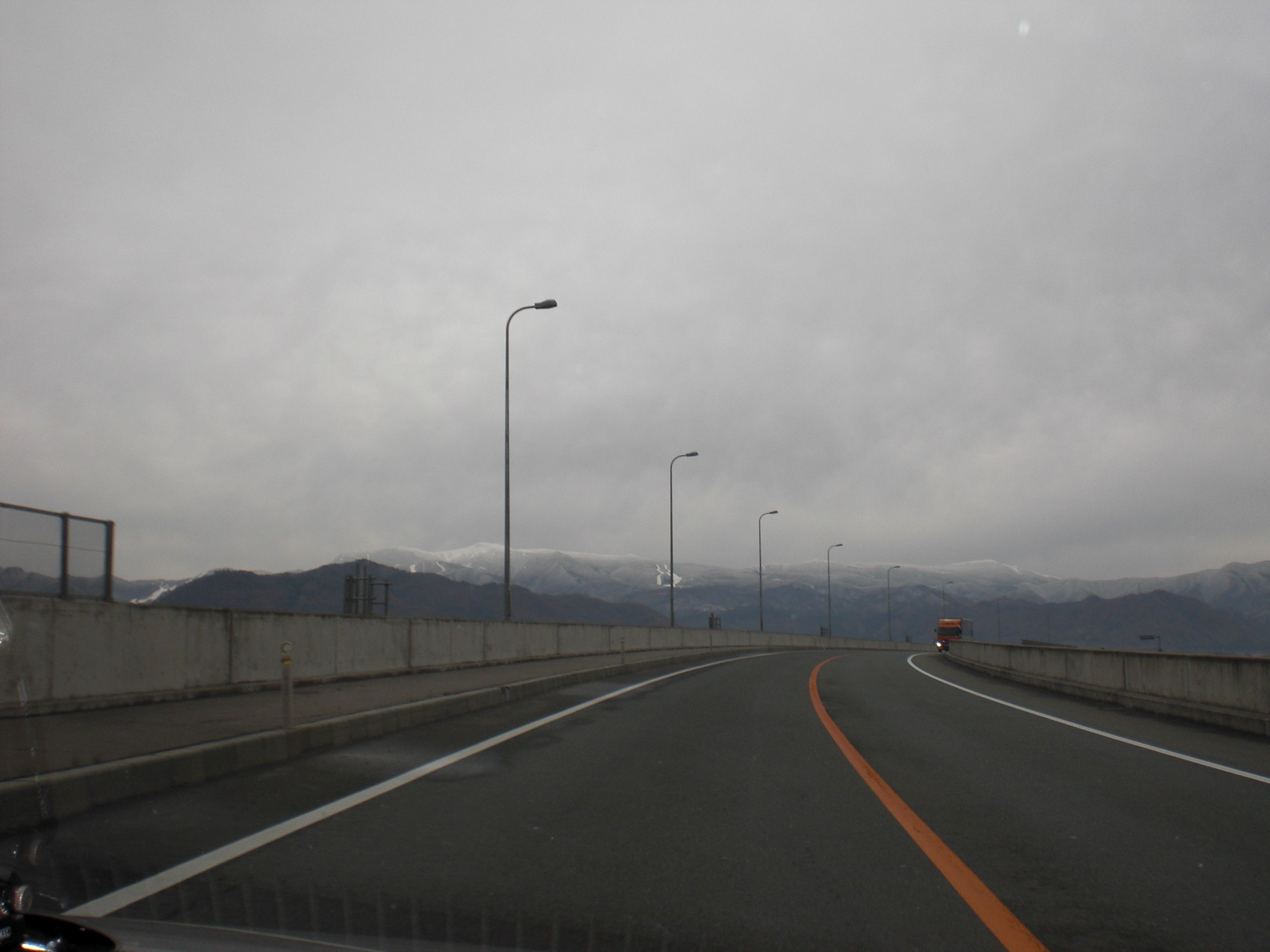 雪。